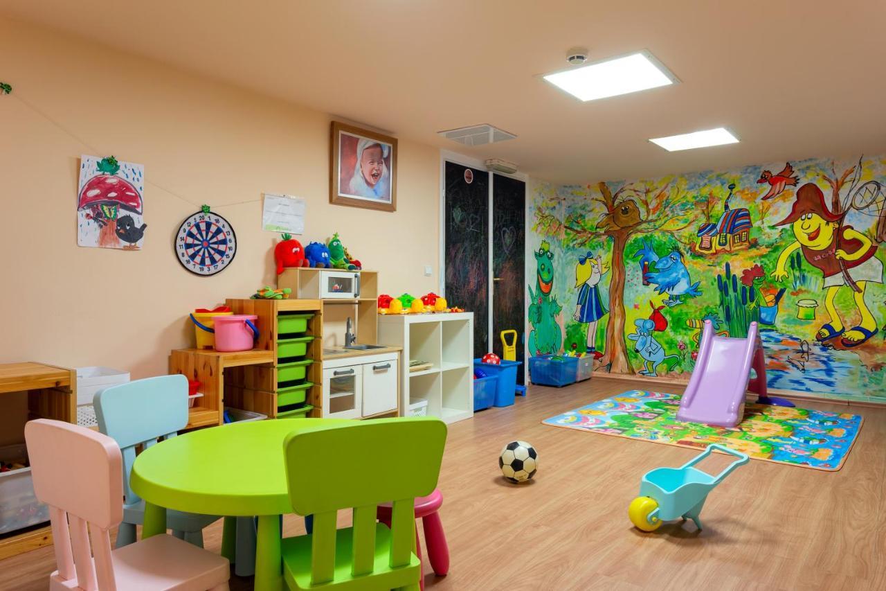 Hotel Eger & Park Екстериор снимка