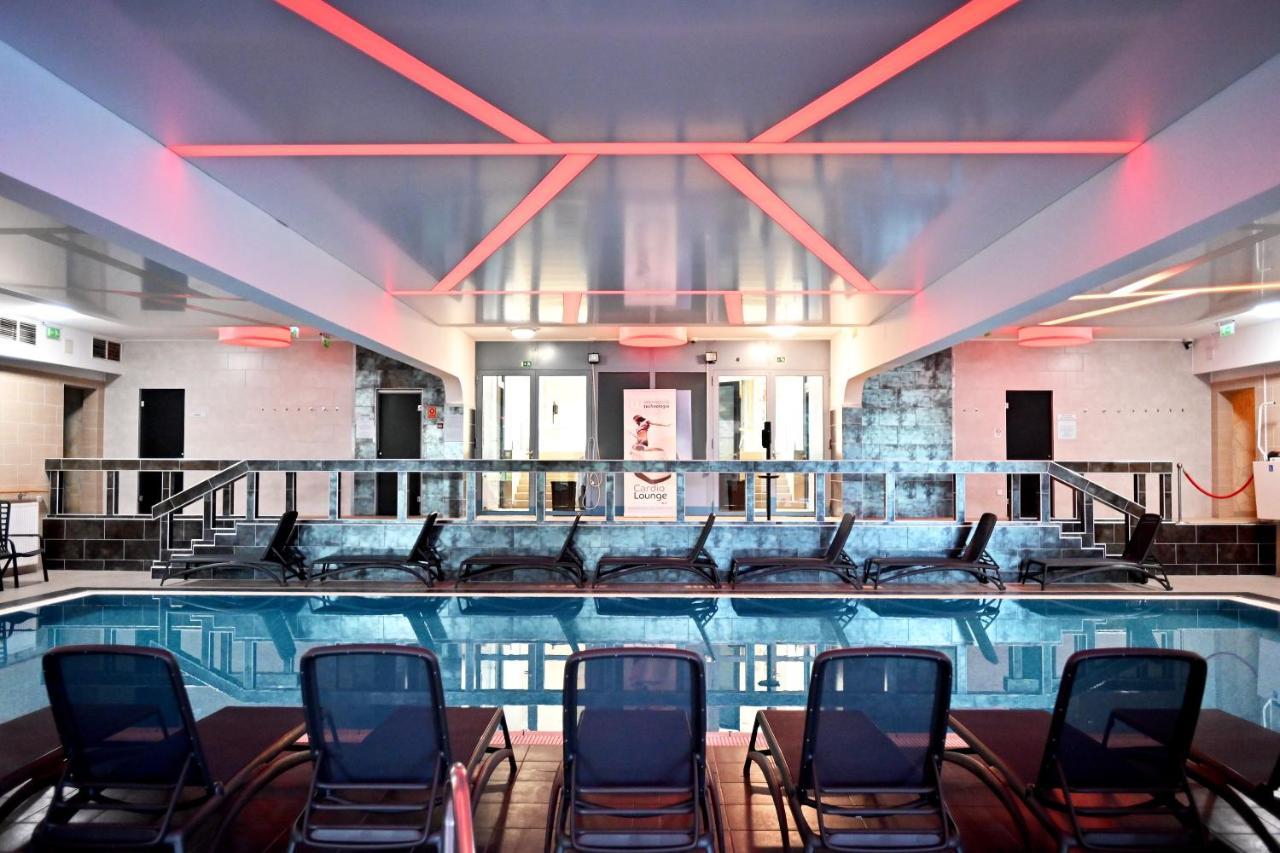 Hotel Eger & Park Екстериор снимка