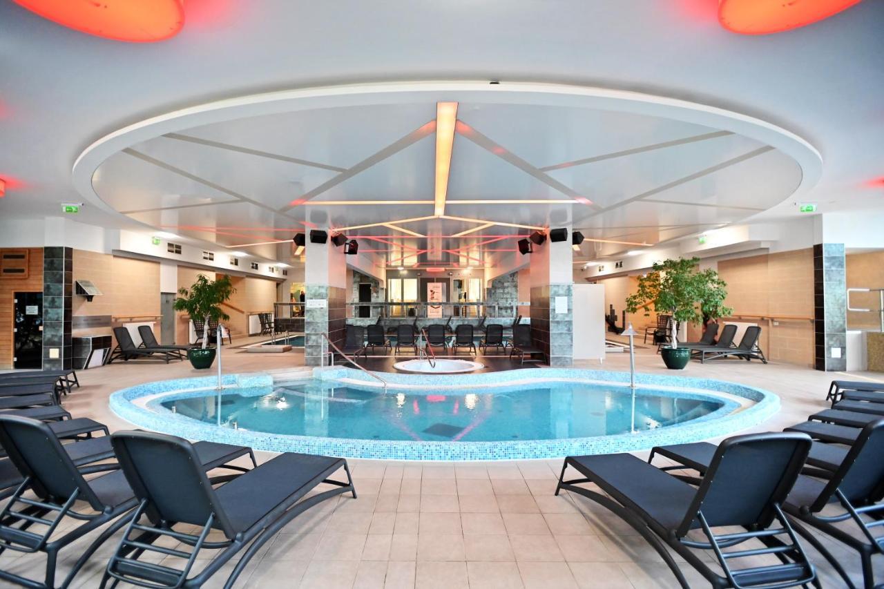 Hotel Eger & Park Екстериор снимка
